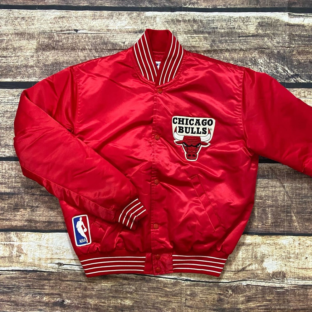 Vintage Chicago Bulls STARTER Jacket Size Large Original Satin Bomber NBA Jordan